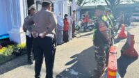 Babinsa Klojen Monitoring Pos Pelayanan Operasi Ketupat Semeru 2026 Stasiun Kotabaru