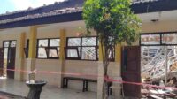 Kondisi bangunan SMK Negeri 1 Ampelgading,_11zon Atap SMK Negeri 1 Ampelgading Ambruk Diterjang Angin, Tiga Ruang Kelas Rusak