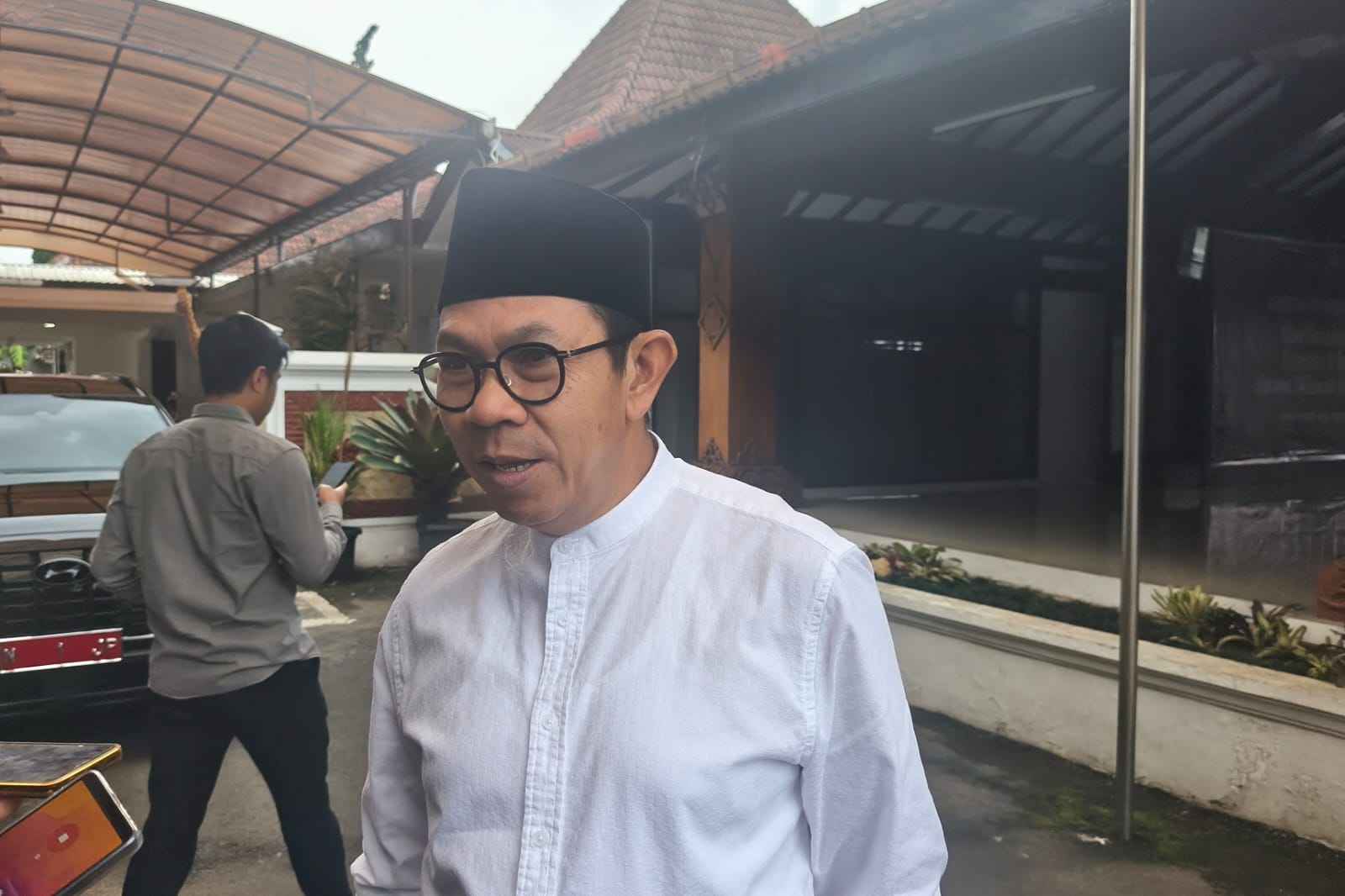 Wali Kota Batu Perintahkan Teguran Keras Terkait Oknum Jukir Arogan dan Rasis di Alun-Alun