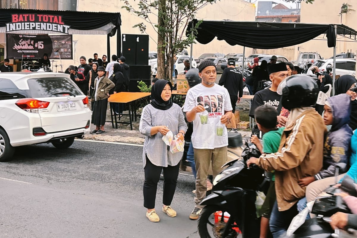 Rayakan Hari Jadi ke-15, Batu Total Independent Tebar 5.000 Paket Takjil di Empat Titik Strategis
