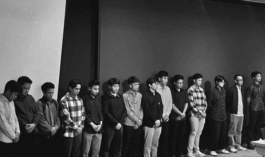 Terduga pelaku dihadirkan dalam forum terbuka. (Instagram @bem_si) Sebanyak 16 Mahasiswa FH UI Terseret Kasus Pelecehan Seksual di Grup WA, Mengapa Bisa Terjadi?