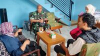 Babinsa Koramil Kedungkandang Komsos bersama SPPG Buring