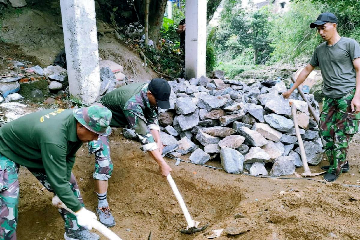 Kodim 0833 Percepat Pembangunan Jembatan Perintis Garuda di Klojen dan Sukun