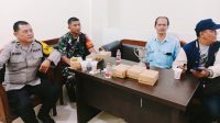 Babinsa Koramil Sukun dan Bhabinkamtibmas Komsos Bersama Ketua RW 05