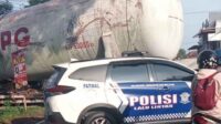 Tangki Muatan Gas LPG Terperosok, Arus Lalu Lintas Malang-Batu Terhambat