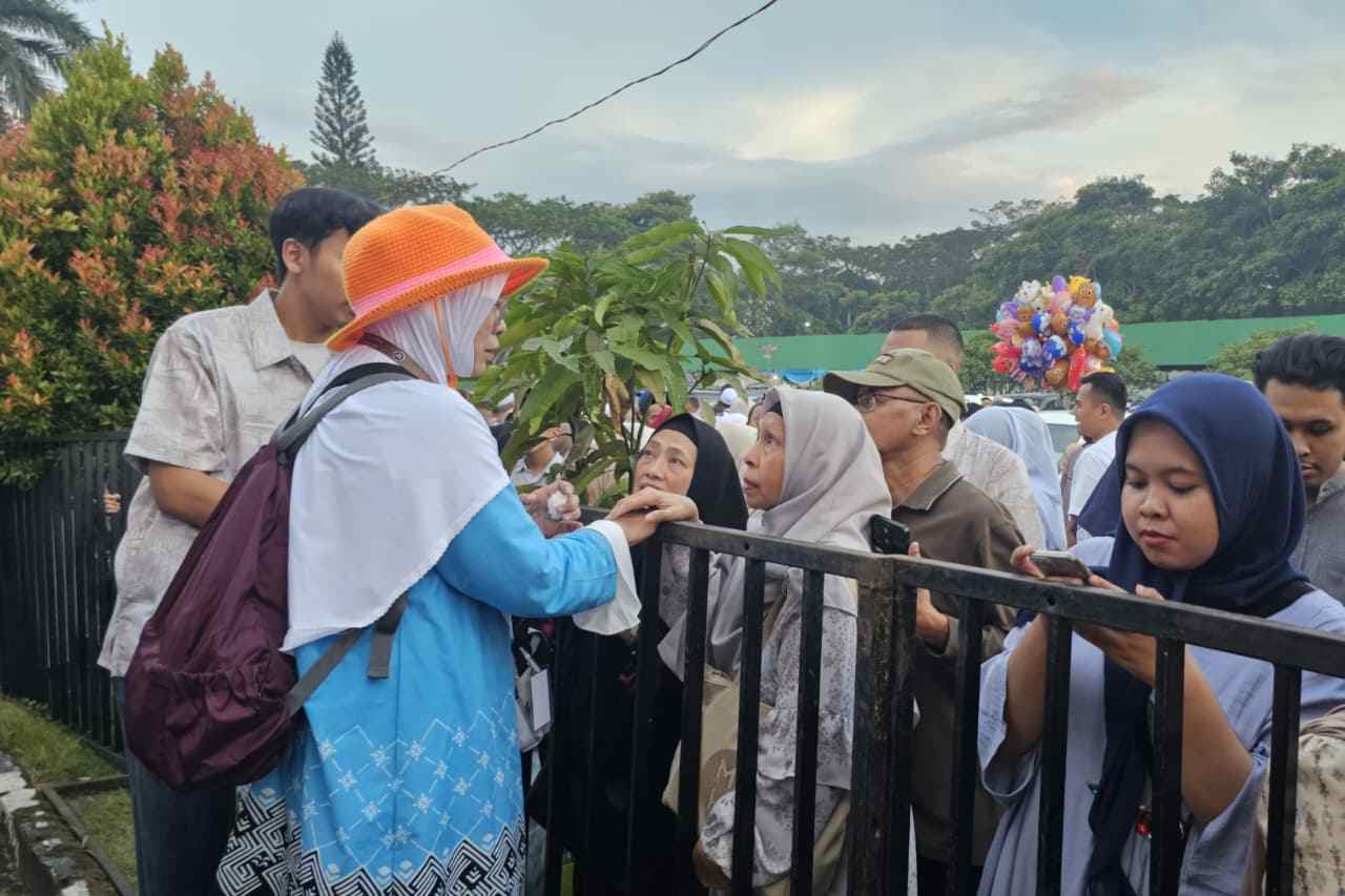 Wali Kota Lepas 419 Calon Jemaah Haji Kota Malang Menuju Embarkasi Surabaya 1 Wali Kota Malang Lepas 419 Calon Jemaah Haji Kota Malang Menuju Embarkasi Surabaya