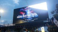 Tuai Protes Warga, Billboard Film Horor di JPO Kayutangan Akhirnya Diturunkan
