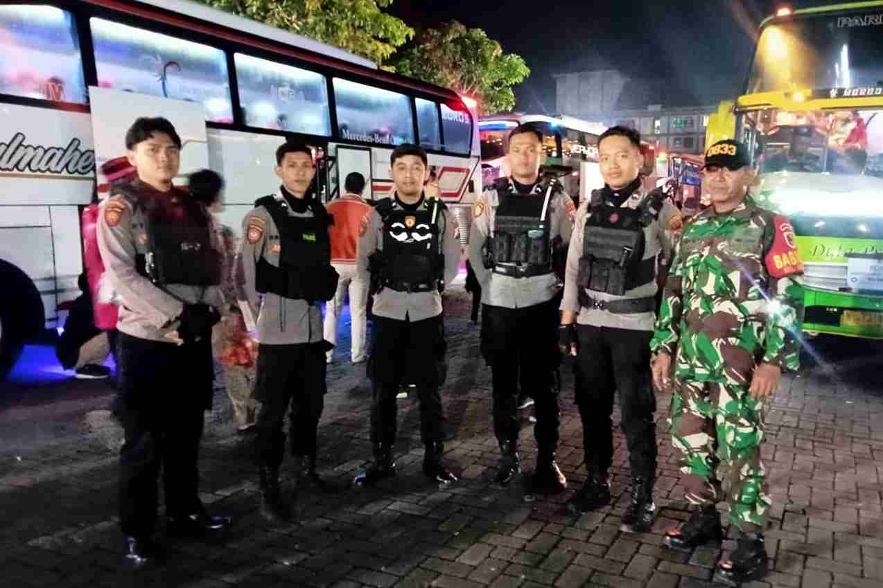babinsa 1_11zon Babinsa Blimbing Pastikan Pemberangkatan CJH Kota Malang Aman dan Lancar