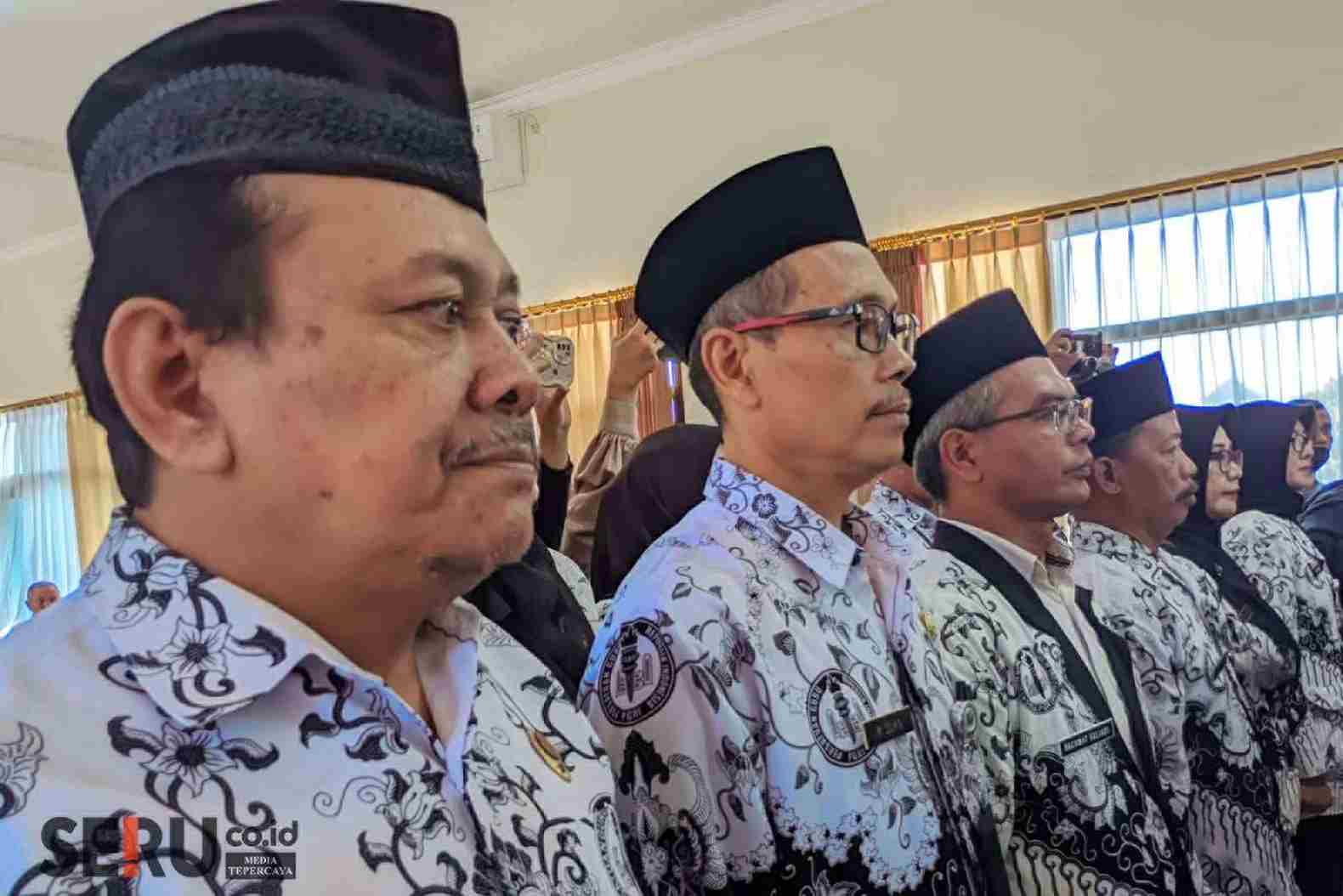 Ilustrasi gur ok_11zon Tinggal 200 Guru Honorer, Pemkot Malang Perjuangkan Pengangkatan ASN Sebelum 2027