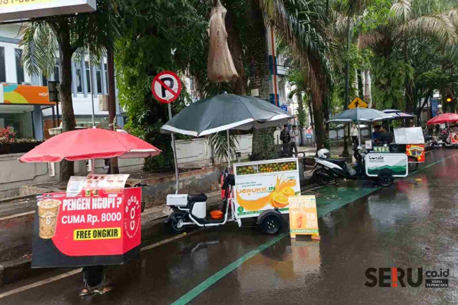 Keberadaan PKL_11zon Tekan PKL Membandel, Masyarakat Diimbau Tidak Belanja di Pinggir Jalan Veteran
