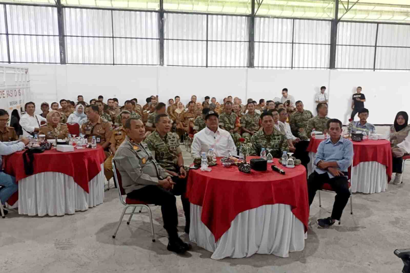 Kegiatan video conference_11zon (1) 1.061 KDKMP Jawa Timur dan Jateng Diresmikan, Kodim 0833 Siap Dukung Program Pemerintah