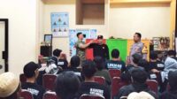 Babinsa Bareng menggelar kegiatan pembinaan Satlinmas. (ist) Babinsa Bareng Gembleng Satlinmas, Perkuat Kesiapsiagaan Keamanan Lingkungan