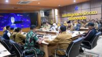 Rapat evaluasi bersama Korwil dan jajaran Satgas MBG di Kantor Pemkab Situbondo, Selasa (12/5/2026). (Seru.co.id/aza) 41 Dapur MBG di Situbondo Mangkrak, Satgas Siapkan Opsi Cut-Off Mitra