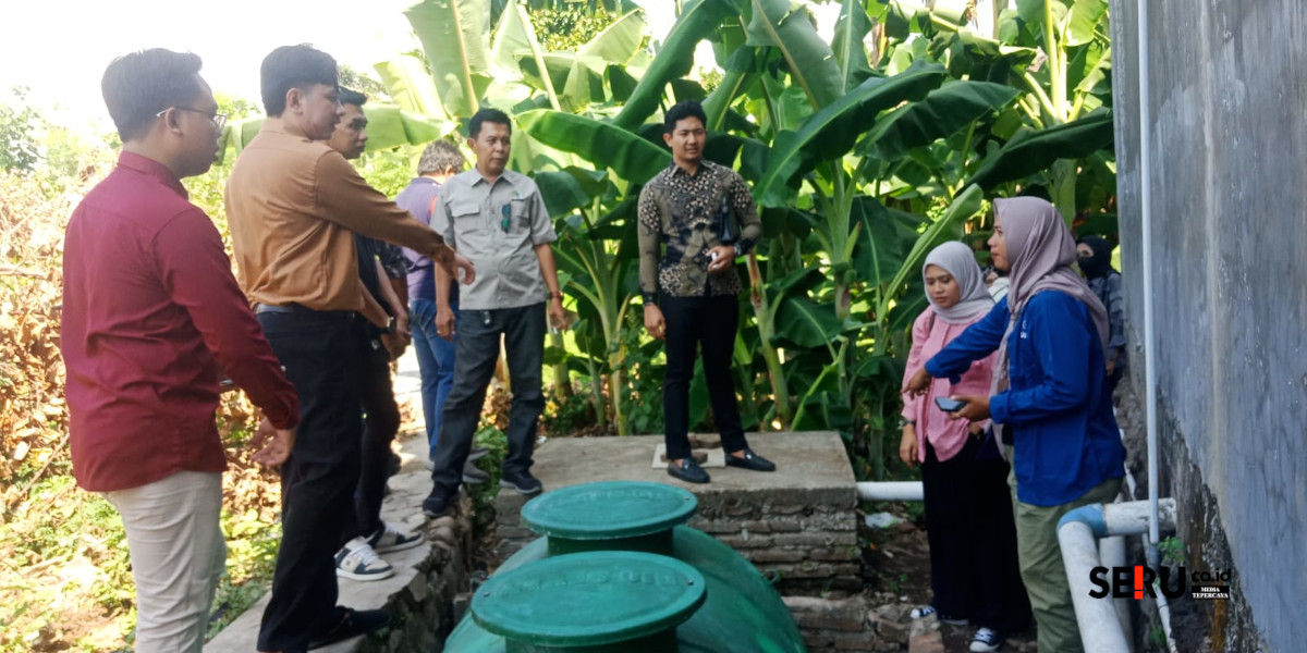Komisi III DPRD Situbondo Sidak ke pabrik kosmetik CV Indri Berkah Rejeki di Desa Besuki, Kecamatan Besuki.(Seru.co.id/aza) Sidak Pabrik Kosmetik IBR, DPRD Situbondo Minta Dinas Dampingi Pengelolaan IPAL