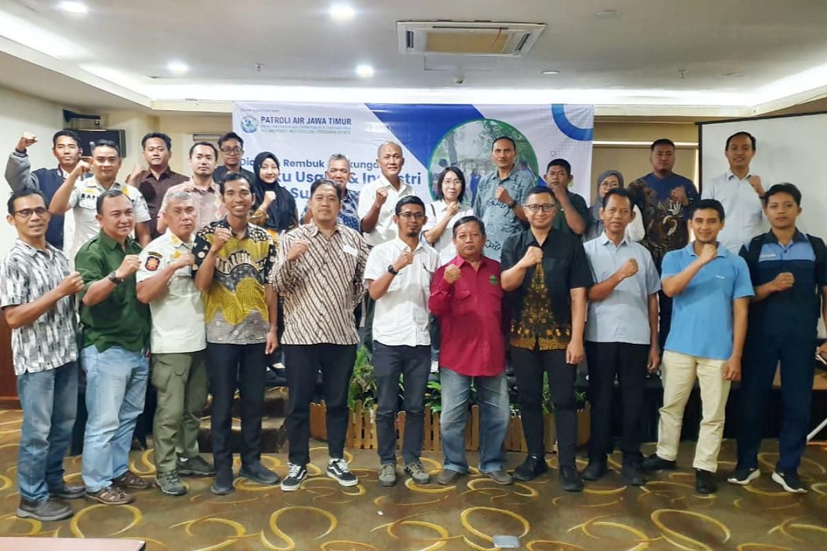 PJT I Siapkan Langkah Antispasi dan Mitigasi Hadapi El Nino 1 PJT I gandeng BBWS Brantas, Tim Patroli Air Jatim dan sektor industri jaga kuantitas dan kualitas air. (Humas PJT I)