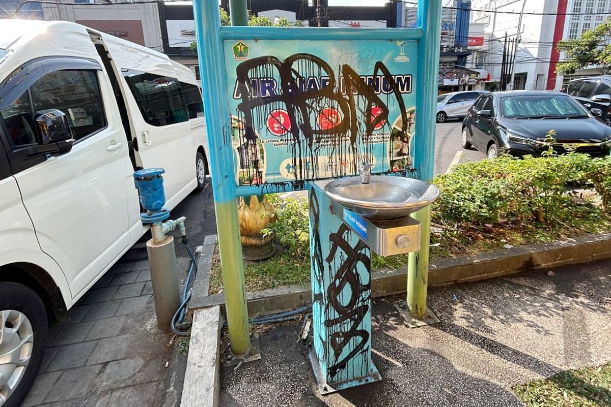 Tugu Tirta sesalkan aksi vandalisme pada Anjungan Air Siap Minum Kota Malang. (ist) Tugu Tirta Sesalkan Aksi Vandalisme pada Anjungan Air Siap Minum Kota Malang