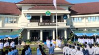Pemkot Malang menggelar peringatan Hari Lahir Pancasila 2026 di halaman Balaikota Malang. (Seru.co.id/bas) Hari Lahir Pancasila 2026, Wali Kota Malang Tegaskan Pembangunan Harus Berpijak pada Keadilan Sosial