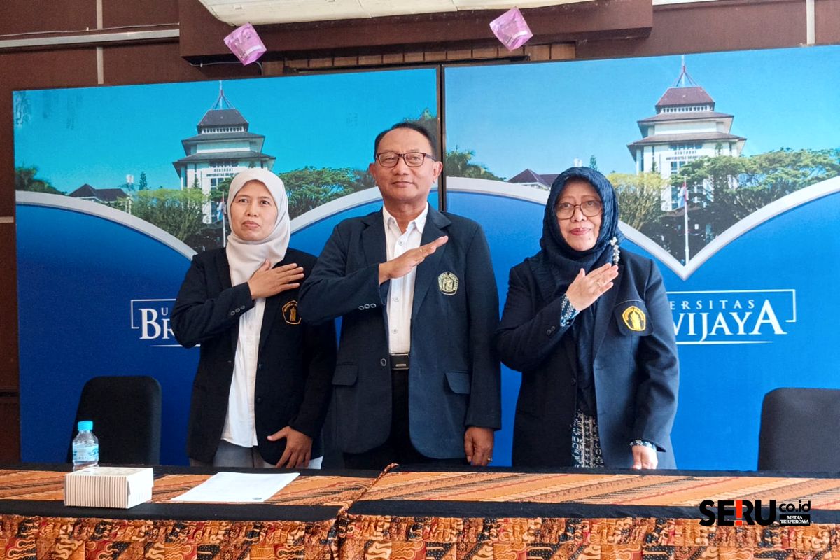 Konpers pengukuhan tiga guru besar UB. (Seru.co.id/bas)