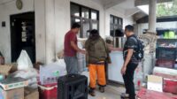 Dua Sopir Restaurant di Turen Gondol Barang Kebutuhan Pokok Milik Perusahaan