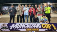 Anggota DPRD Kabupaten Boyolali Eko Budi Ristiyanto, SM. SMi didampingi perangkat Desa Kunti dan Polsek Andong. (Seru.co.id/gts) Turnamen Bola Voli Desa Kunti Boyolali Jadi Wadah Positif bagi Generasi Muda