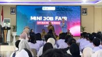 Pelaksanaan Talkshow Oleh Pemateri dari Jepang Mini Job Fair 2026: Mahasiswa MBKM PSDKU Universitas Brawijaya Kediri dan UPT BLK Wonojati Buka Peluang Kerja