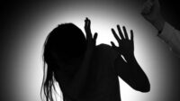 66bd8cfbb01fe Diduga Siksa dan Siram Air Keras Istri Siri, Oknum Polisi Tegal Ditahan Polda Jateng