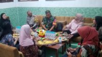 Babinsa Blimbing komsos humanis bersama warga pererat kemanunggalan TNI-Rakyat. (ist) Babinsa Blimbing Komsos Humanis Bersama Warga Pererat Kemanunggalan TNI-Rakyat