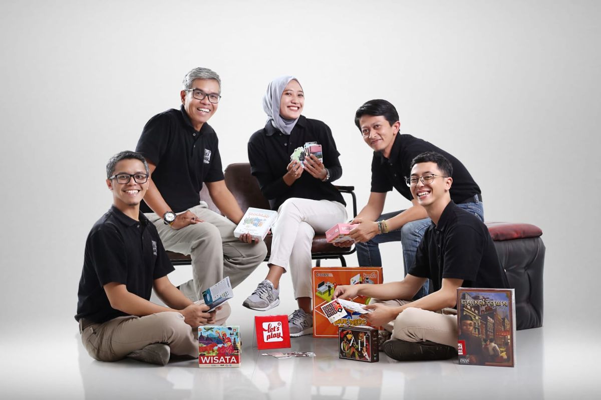 Pengurus Let’s Play Game Studio Kota Batu. (dok. Let's Play Game Studio) Sinkronisasi Kurikulum PPLG: Praktisi Game Batu Berharap Audiensi dengan Kadisdik Jatim